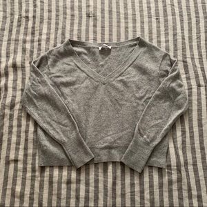 Everlane Cashmere Crop V Neck - Light Grey Small